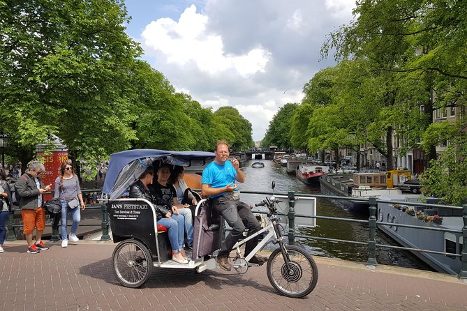 1,5 hours Amsterdam Rickshaw Tour - Price and value: what $180.72 buys you (up to 2)