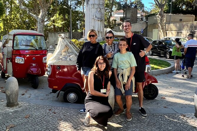 1-Hour Guided Tuk-Tuk Tour in Sintra - Stop 6: Park and National Palace of Pena—what you can actually do