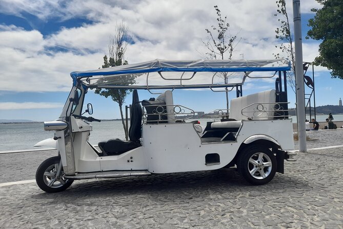 1-hour private eco tuk-tuk tour for up to 6 people through Lisbon - Miradouro das Portas do Sol: Tagus Views and Alfama Rooflines
