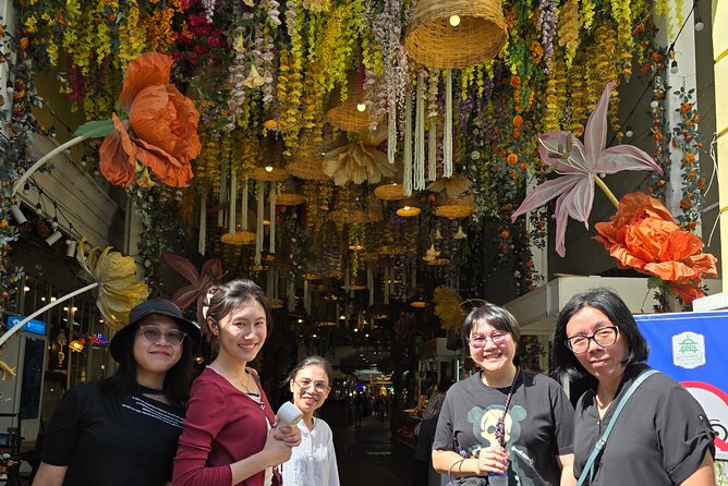 2 Hour Electric Tuk Tuk Cultural Tour of Bangkok - Pak Khlong Flower Talat: color and photo angles in 25 minutes