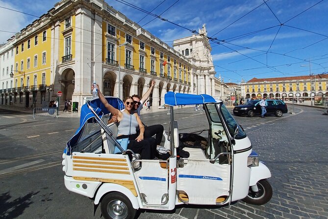 2-Hour Private Historic Lisbon Tour by Tuk Tuk - Your route: squares, churches, and the viewpoints Lisbon runs on