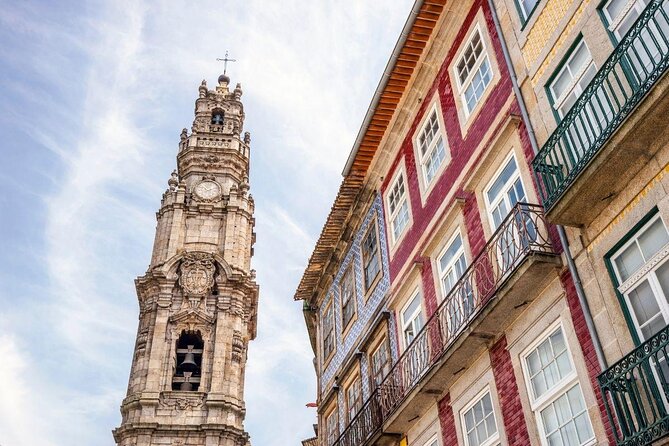 2 Hour Private Tuktuk Tour in Porto to Monastery and Cellars - Key points to know before you go