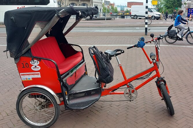 2 Hours Private Amsterdam Rickshaw Tour - Museumplein, Anne Frank House area, and Vondelpark reset