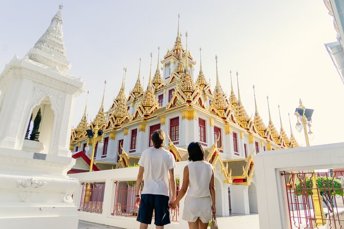 2 Hours TukTuk Adventure Bangkok Highlights - Wat Arun photo stop across the Chao Phraya River