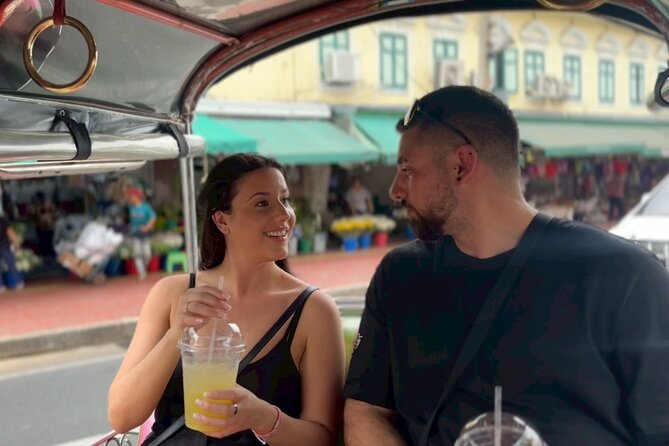 2 Hours TukTuk Adventure Bangkok Highlights - Pak Khlong Talad flower market: a 24-hour Bangkok experience