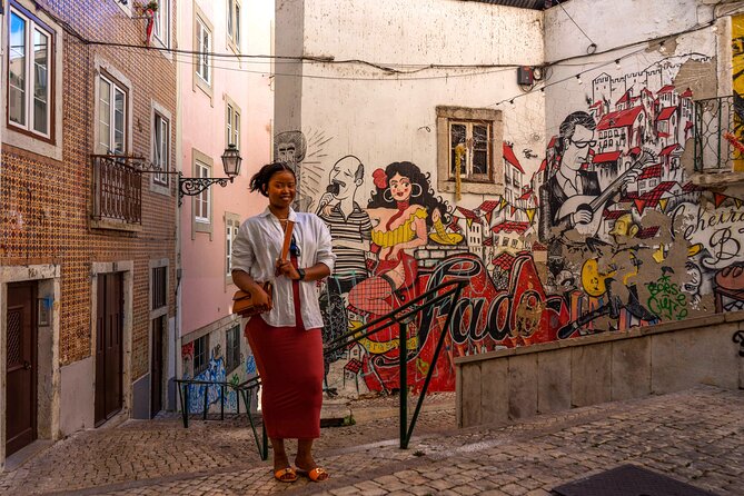 2h “Untouched Lisbon” - Hidden Secrets Tuk Tuk Tour - Miradouro da Graça and Santa Luzia: where the photos happen
