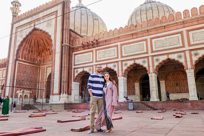 3-Hour Old Delhi Heritage Walking tour with Rickshaw ride - Old Delhi in a few hours: why this route makes sense