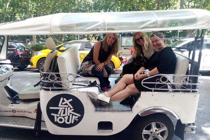 3 hour Private ECO Tuk Tuk Tour of Lisbon with Cherry Liqueur - Alfama for 30 minutes: typical streets, old-soul Lisbon, and ginginha