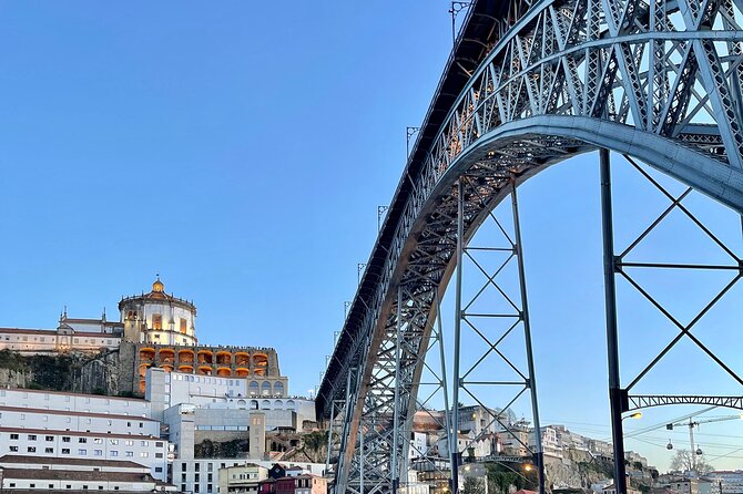 3h30 tour in Porto by Tuk Tuk - Jardim Botânico do Porto and a Douro-View Break