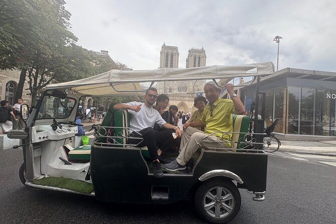 4 Hour Grand Paris Tour by Electric Tuk Tuk See Almost Everything - Electric tuk-tuk Grand Paris: the fastest way to get oriented