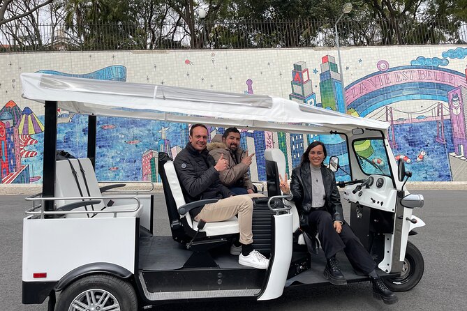 4-Hour Lisbon Highlights: Discover the best by TukTuk - Quick highlights to look forward to