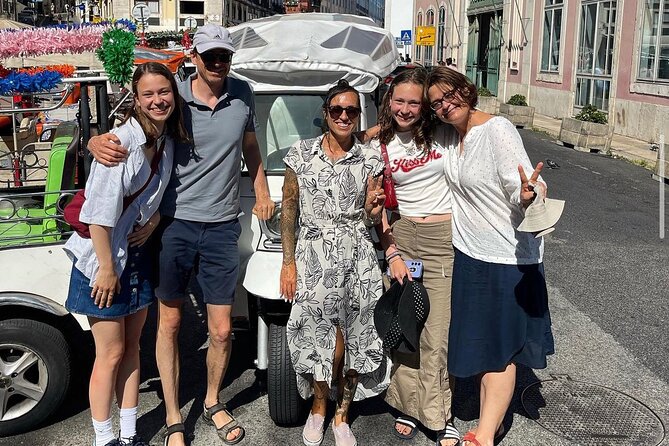 4-Hour Lisbon Highlights: Discover the best by TukTuk - Lisbon Cathedral and Mouraria: start with the roots, not the rush