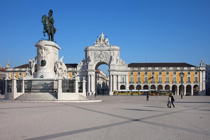 4 Hour Lisbon Private Guided Tour via Tuk Tuk - Quick hits before you ride