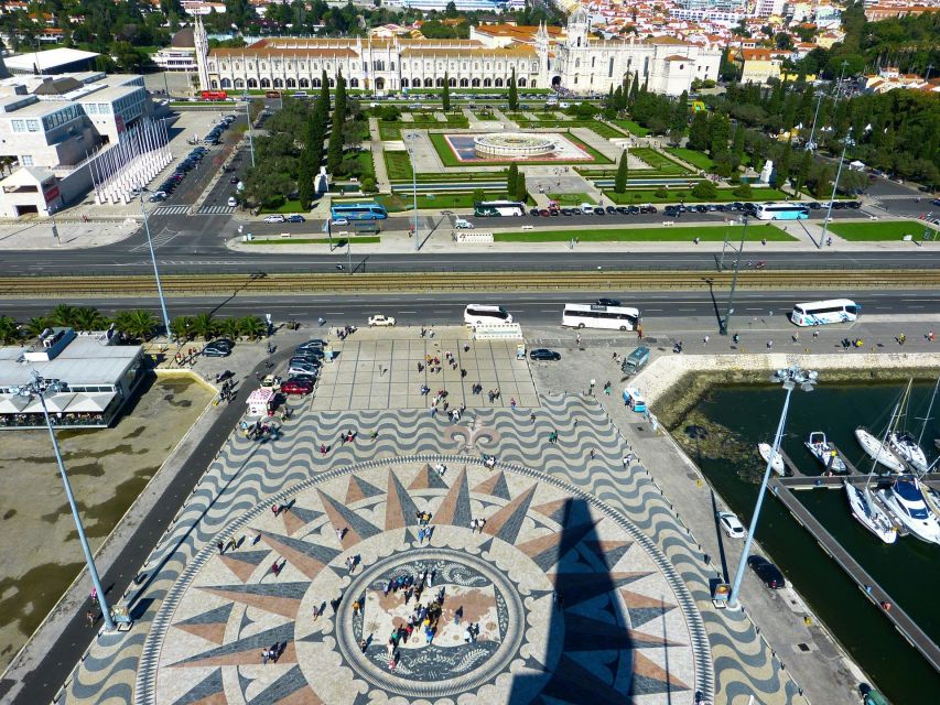 4-hour sightseeing TukTuk Tour Lisbon - Belém Free Pickup - The electric tuk-tuk experience: comfort, photos, and real street contact