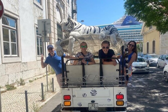 4-hour Tuk Tuk Tour of Belém, City Center, and Lisbon's Old Town - Stop 5 and 11: The Skyline Hit from Senhora do Monte and São Pedro de Alcântara