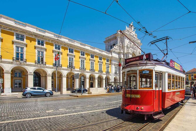 4h/half-day Lisbon Tuk Tuk Tour with a local - Portas do Sol and Senhora do Monte: the miradouros that explain Lisbon’s layout