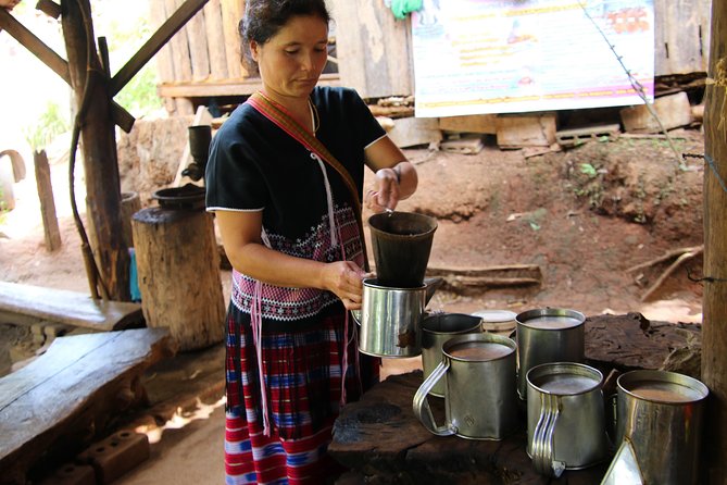 5 Day Tuk Tuk Adventure in Chiang Mai - with driver - Day 3: Doi Inthanon and the Karen village night at Ban Mae Klang Luang