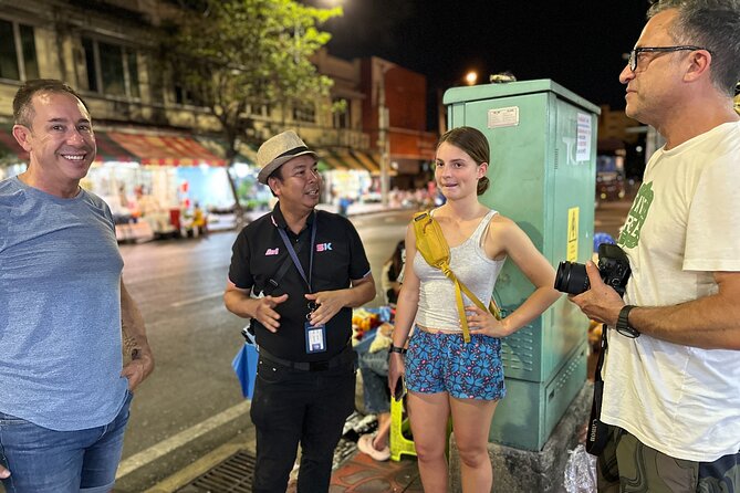8 Hours Tuk Tuk Private Tour within Bangkok Area: Customed Trips - Pickup, Guide, and Getting Around Without Losing Your Day