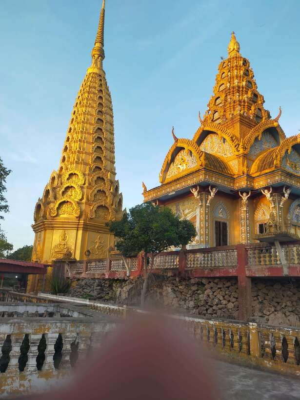 A Day TukTuk Bambootrain, Banan, Killing & Bat Caves, Sunset - Battambang Town First: Market Stops and a Local-Feeling Start
