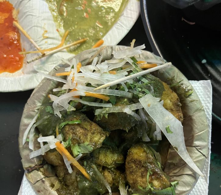 Agra: Sadar Bazar Food Market Night Walking Tour by Tuk-Tuk - How the guide makes street food feel comfortable (and not stressful)