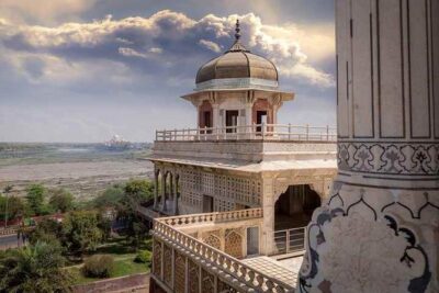 Agra: Street Food and Walk Tour with Spice Market by Tuk-Tuk - Tuk-tuk pickup, timing, and how the tour actually flows