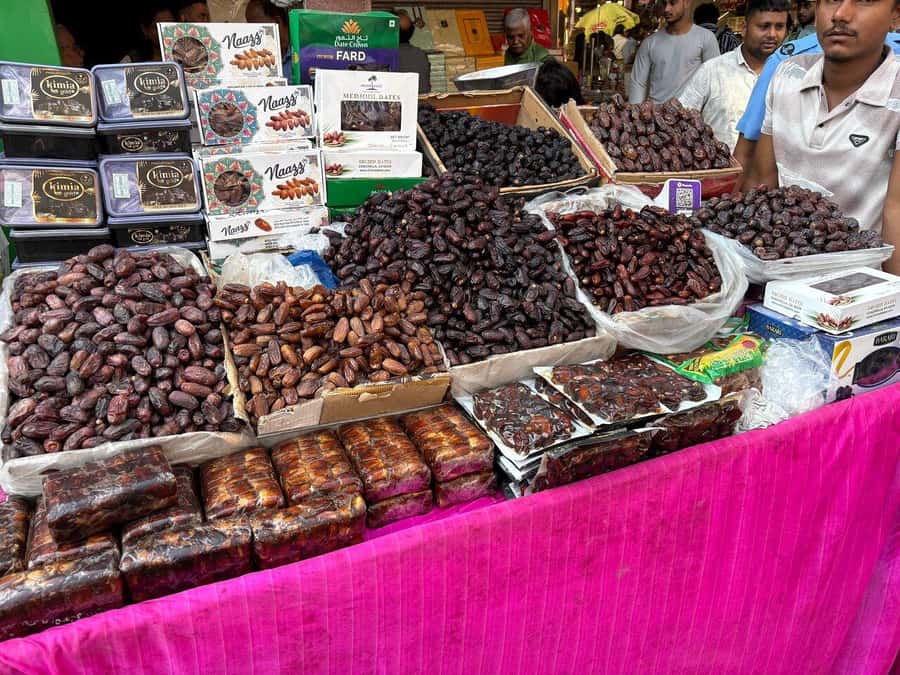 Agra: Street Food Tour with Spice Market on Tuk-Tuk Ride - Who should book this Agra street food with spice market tour