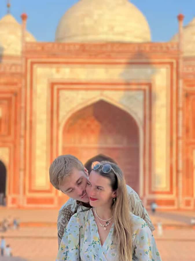 Agra: Taj Mahal Guided Tour with Tuk-Tuk - Taj Mahal First: Make It a Sunrise Visit