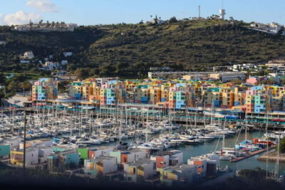 Albufeira: Best Views & Photo Spots Tuk Tuk Tour (Private) - Getting picked up in Albufeira and getting your bearings fast