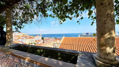 All Historical Lisbon Tuk Tuk Tour - Price and value for a 4-hour private history ride