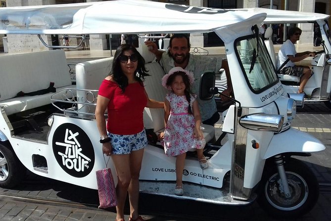 All Lisbon History via TukTuk - Chiado’s Ruins and the Lisbon Cathedral Timeline