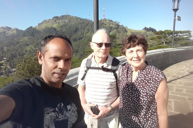 Ambuluwawa Tower and Kandy City Tuk Tuk Tour with Epic views - Bahirawakanda Buddha statue: a big landmark that fits the day