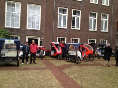 Amsterdam: 2-Hour Sightseeing Tour by Rickshaw - Central pickup: the part that makes the 2 hours feel longer