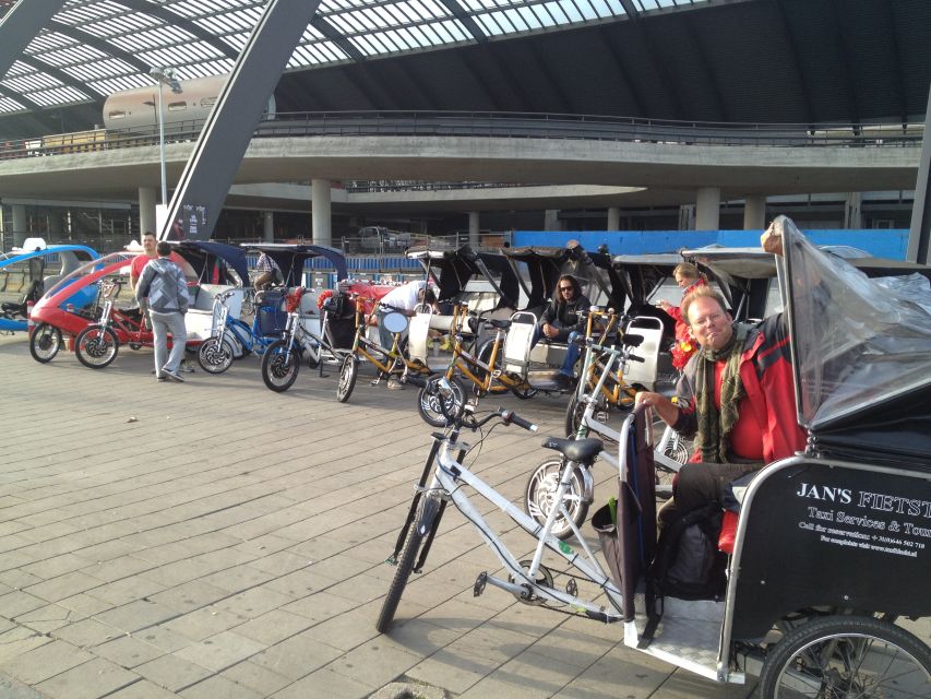 Amsterdam: 2-Hour Sightseeing Tour by Rickshaw - Price and value: what $259 per group really buys you