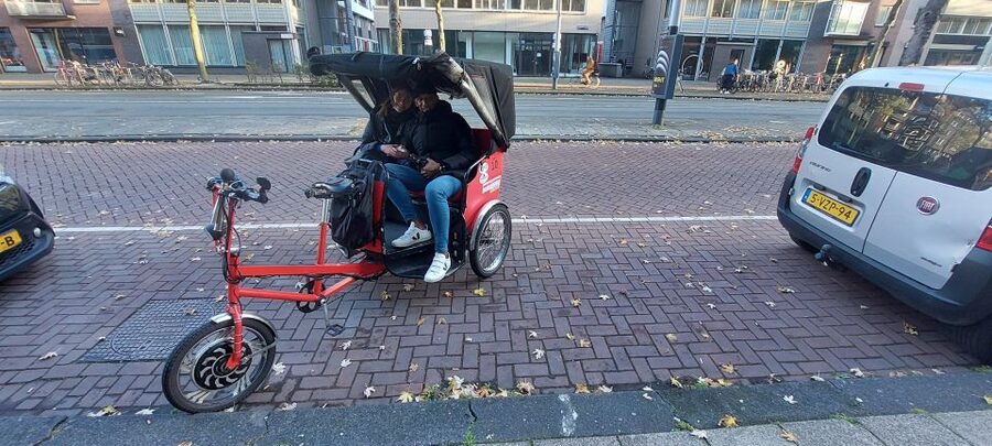 Amsterdam: Private City Highlights Tour by Rickshaw - Key things I’d bet on before you book
