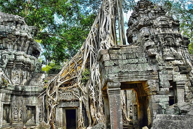 Angkor Wat Private Tour in a Tuk Tuk - Bayon Temple: Faces, Symbolism, and Why Explanations Matter