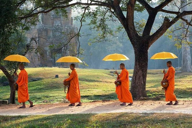 Angkor Wat Private Tour in a Tuk Tuk - Angkor Wat: The Main Event, the Best-Preserved One