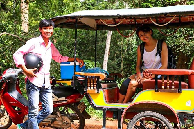 Angkor Wat Sunrise Private Tour via Tuk Tuk from Siem Reap - Srah Srang breakfast: fueling up before you hit the heavier temples