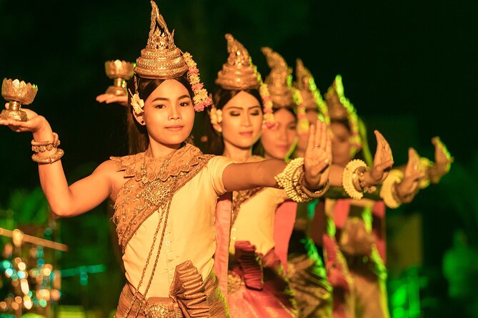 Apsara Dance Show with Dinner by Tuk-Tuk Roundtrip Transfer - How the timing works: 2 to 3 hours, one packed evening