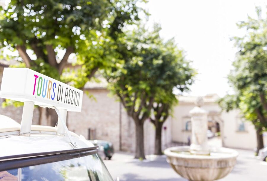 Assisi: Panoramic Tuk Tuk Tour - Basilica of San Francesco and the Giotto fresco moment