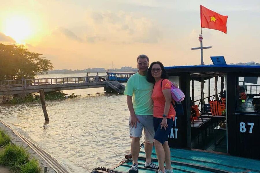 Authentic Mekong Delta: Tuk Tuk, Rowing Boat, Biking Tour - Đờn ca tài tử and fruit gardens: cultural flavor in a short window