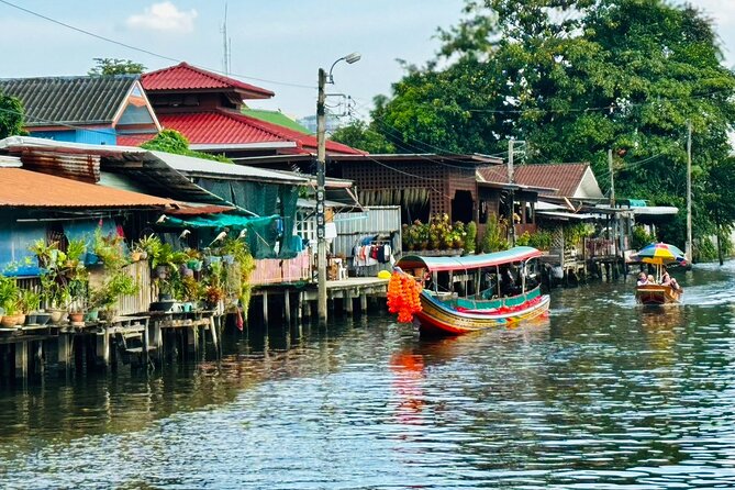 Bangkok 3-in-1 Tour: Longtail Boat,TukTuk & Street Food Adventure - Chinatown in Yaowarat: The 30-Minute Finish Where Night Life Starts