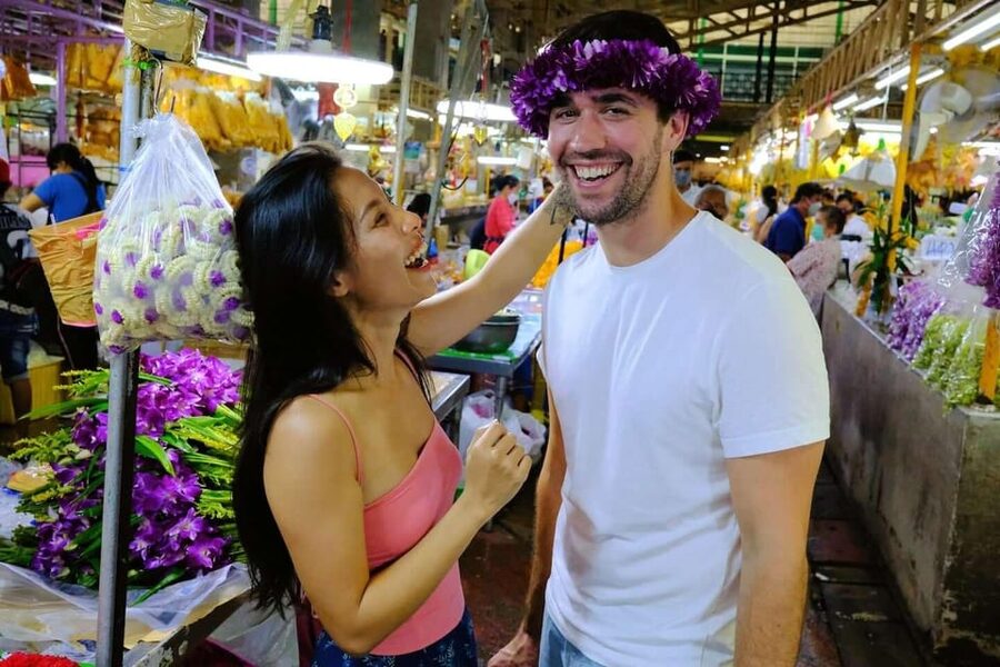 Bangkok: Bangkok's Magic Nighttime Tuk Tuk Adventure - Wat Pho After Dark: Temple Calm With a Story Behind It