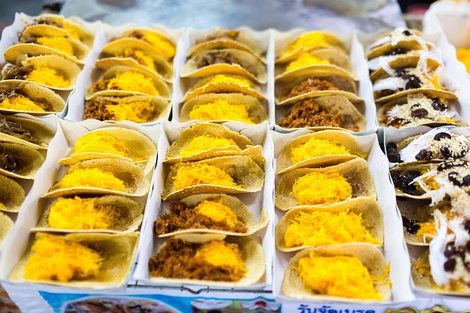 Bangkok by Night: Temples, Markets and Food Tuk-Tuk Tour - Dinner, desserts, and how the food portioning feels in real life