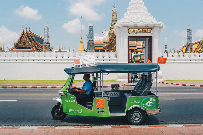 Bangkok Combo: Tuk Tuk App Pass, Chao Phraya Boat & E-sim - Getting Set Up: Meeting Point, Start Time, and the App Reality