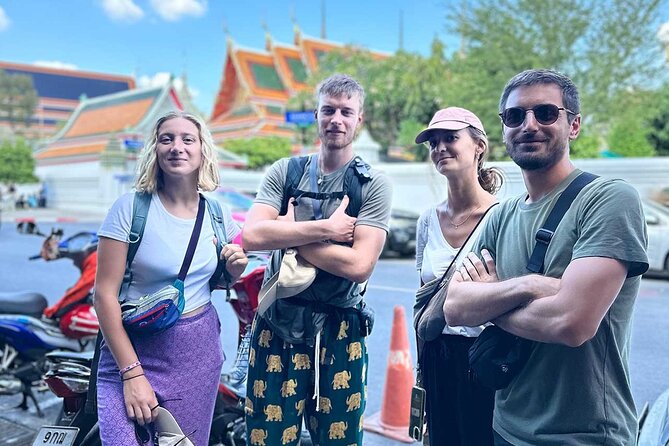 Bangkok Day Tour: Food, Temple & Tuk-Tuk - Food and temples together: why this combo is such good value