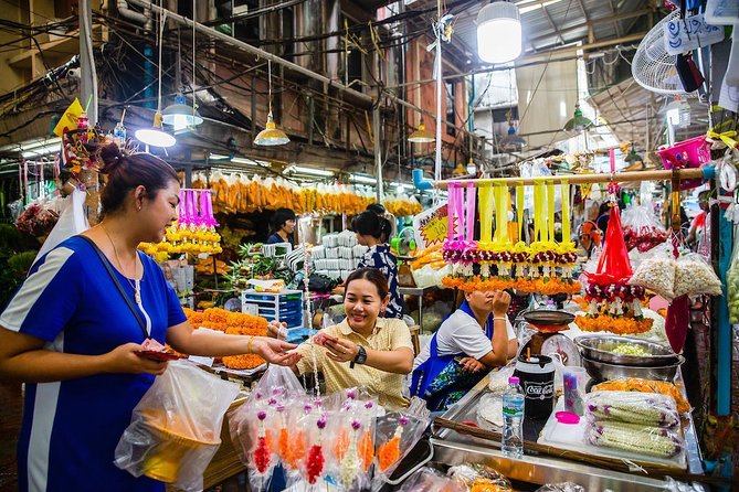 Bangkok Electric Tuk Tuk: Thonburi, Wang Lang & Food Tour - Key things to know before you go