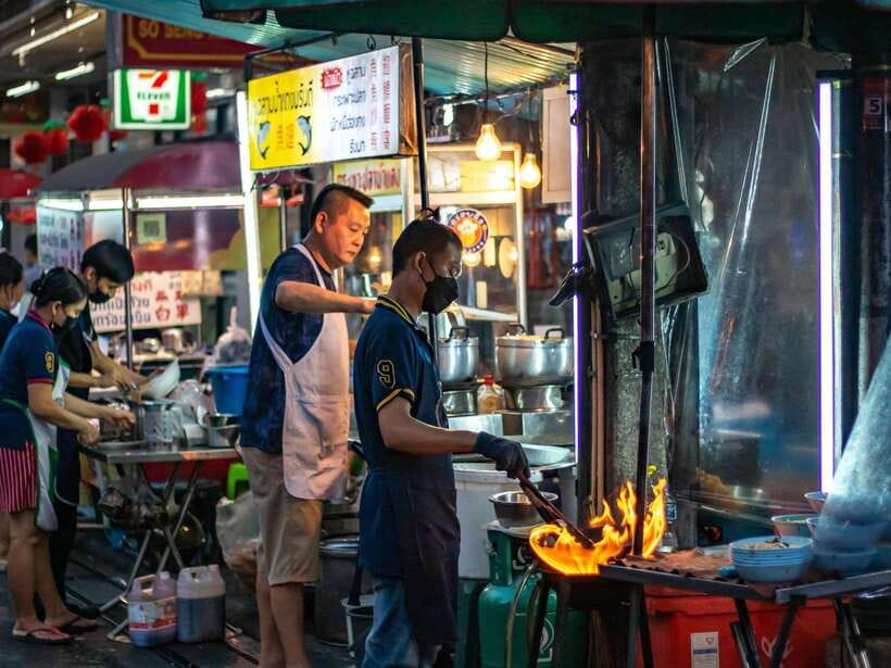 Bangkok: Evening Tour with Wat Arun, Wat Pho & Tuk Tuk Ride - Wat Arun across the river: porcelain, seashell mosaics, and that iconic evening look
