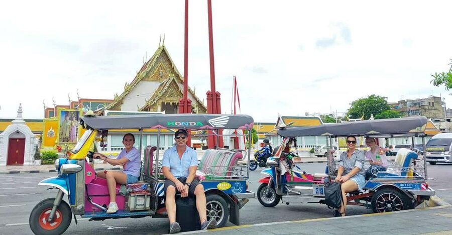 Bangkok: Guided Tour in a Typical Thai Tuk-Tuk - Guides who shape the experience: Anna, Johan, and the storytelling style