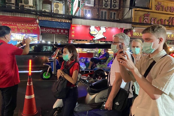 Bangkok: Michelin Guide Street Food Tour by Tuk Tuk - Why Chinatown After Dark Is the Right Kind of Chaos