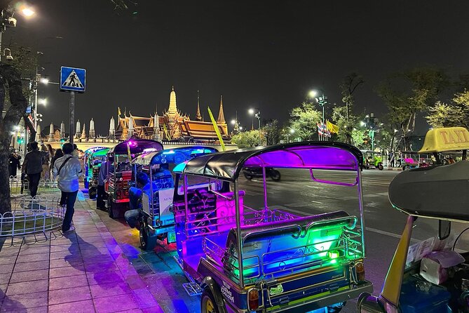 Bangkok Night Tour: Food, Temple & Tuk-Tuk - Getting started at Wong Wian Yai BTS Exit 1 (and what the ride feels like)